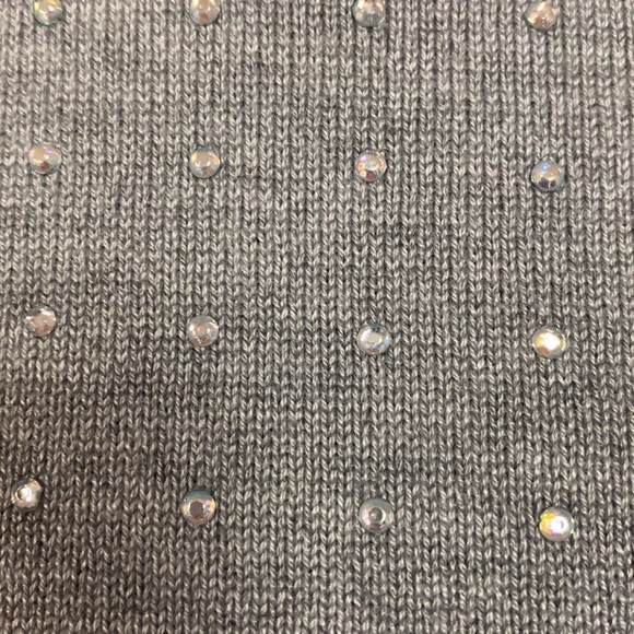 Questions gray sparkling OS turtleneck - Size Large - Picture 7 of 10